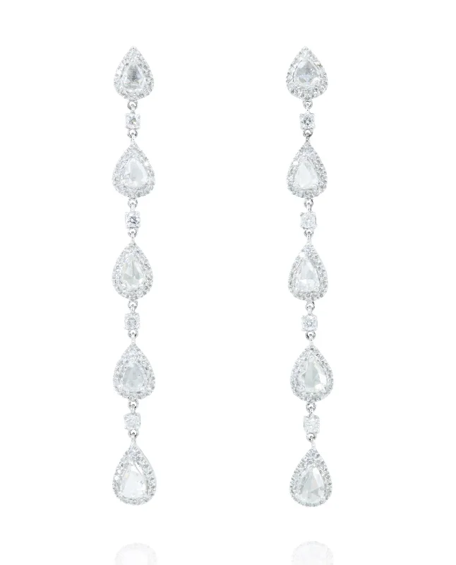 18kt White Gold Diamond Chandelier Earrings