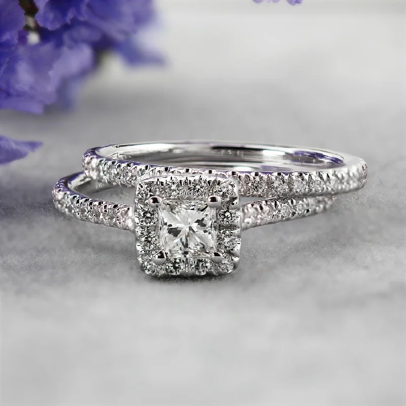 Auriya Platinum 1ctw Princess-cut Halo Diamond Engagement Ring Set