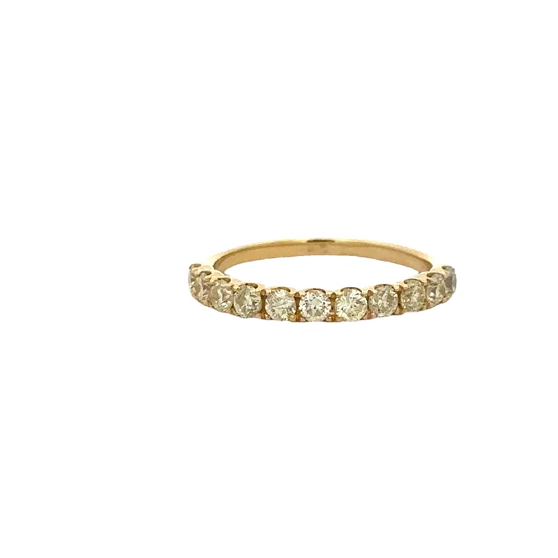 Light Yellow Diamond Band in 18k Yellow Gold