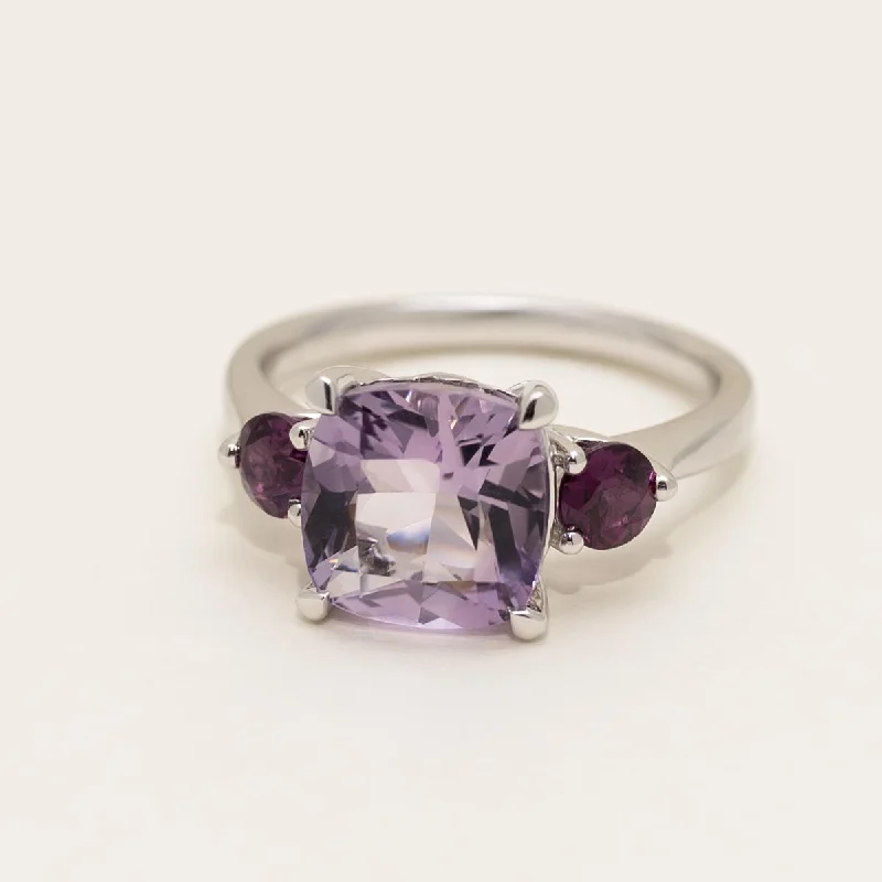 Cushion Cut Amethyst Ring in 14kt White Gold with Purple Garnets