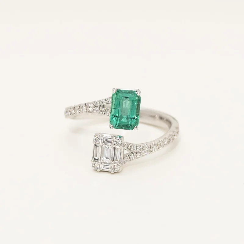 Emerald Cut Emerald Bypass Ring in 14kt White Gold with Diamonds (5/8ct tw)