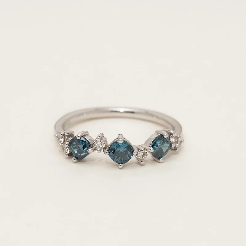 Blue and White Diamond Cluster Ring in 14kt White Gold (7/8ct tw)