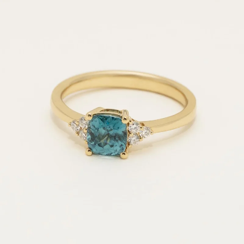 Cushion Cut Blue Zircon Ring in 18kt Yellow Gold with Diamonds (1/10ct tw)