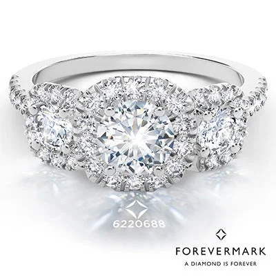 Forevermark Center of my Universe Diamond Three Stone Cushion Ring in 18kt White Gold (7/8ct tw)