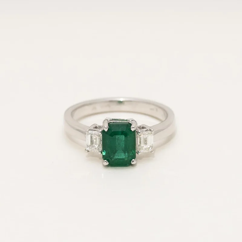 Emerald Cut Emerald Ring in 18kt White Gold with Diamonds (1/2ct tw)