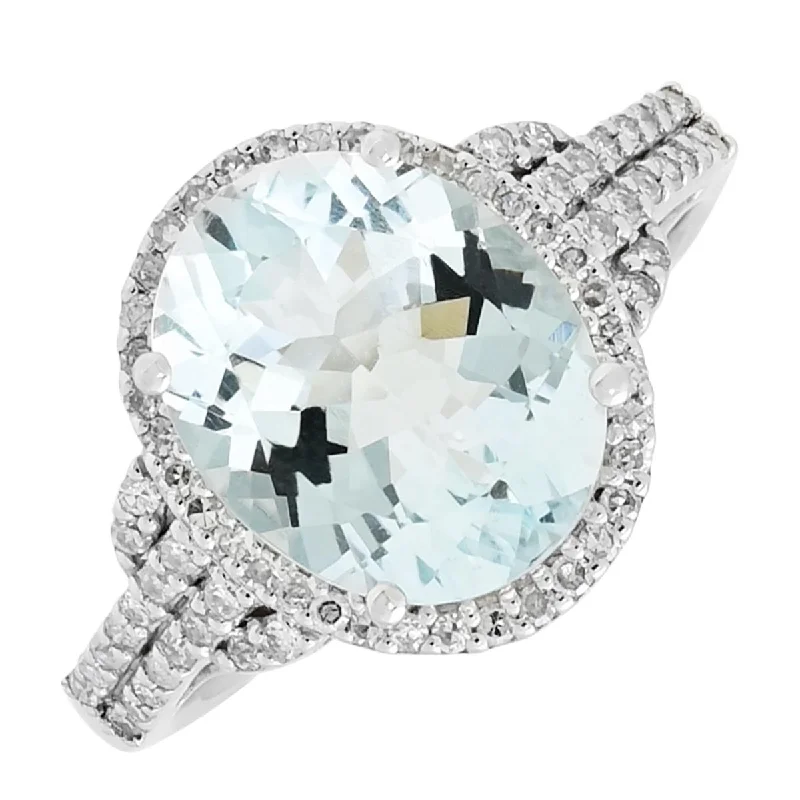 Oval Aquamarine Ring in 14kt White Gold with Diamonds (1/3ct tw)