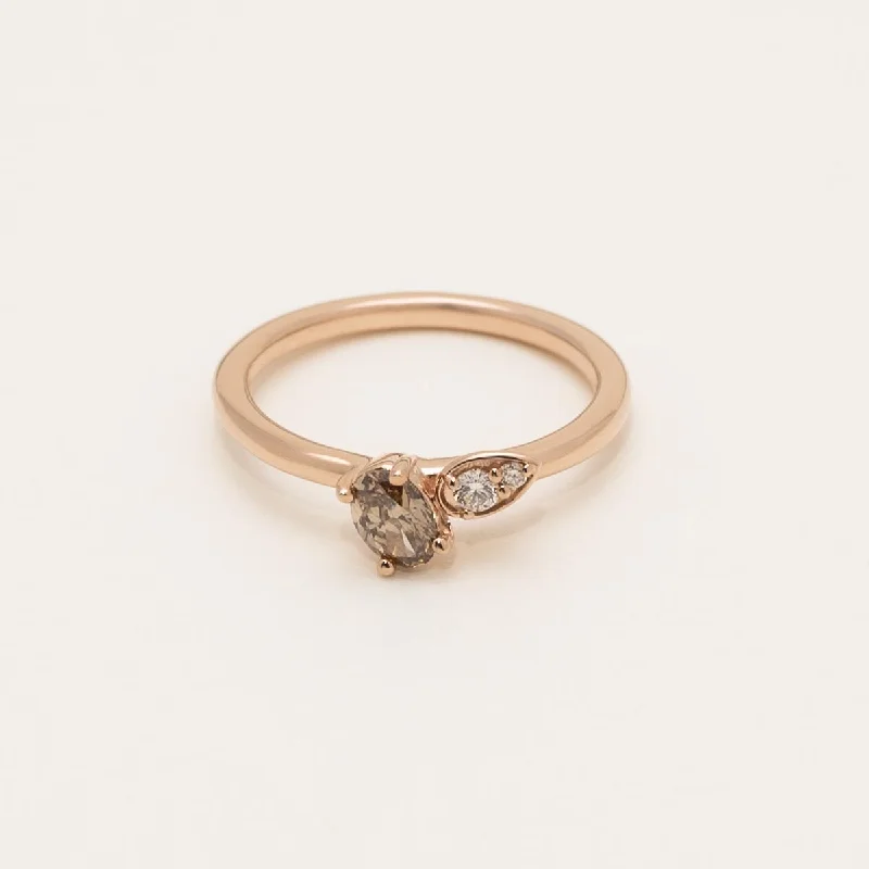 Oval Champagne and White Diamond Ring in 14kt Rose Gold (1/3ct tw)